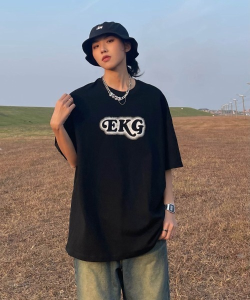 MGV(エムジーヴィー)の「ハートバックロゴTシャツ(Tシャツ/カットソー・レディース・ベージュ/ブラウン/ブラック・MEDIUM/LARGE/X-LARGE)」の5枚目の写真