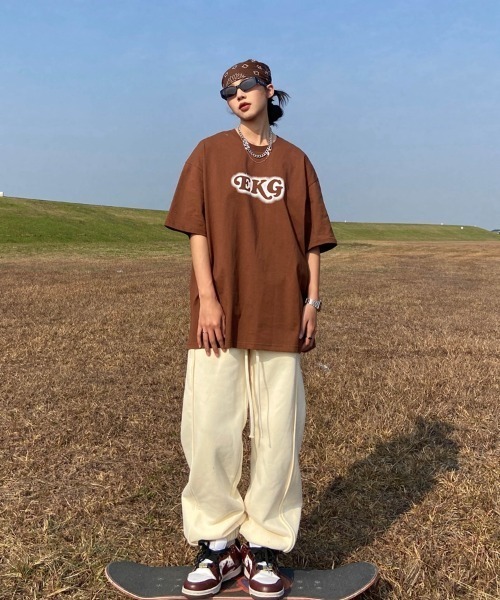 MGV(エムジーヴィー)の「ハートバックロゴTシャツ(Tシャツ/カットソー・レディース・ベージュ/ブラウン/ブラック・MEDIUM/LARGE/X-LARGE)」の16枚目の写真