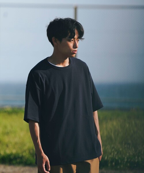 B:MING by BEAMS(ビーミングバイビームス)の「B:MING by BEAMS / サカリバ ドロップショルダー Tシャツ(Tシャツ/カットソー・メンズ・ネイビー/オリーブ/シルバー・SMALL/MEDIUM/LARGE/X-LARGE)」の1枚目の写真