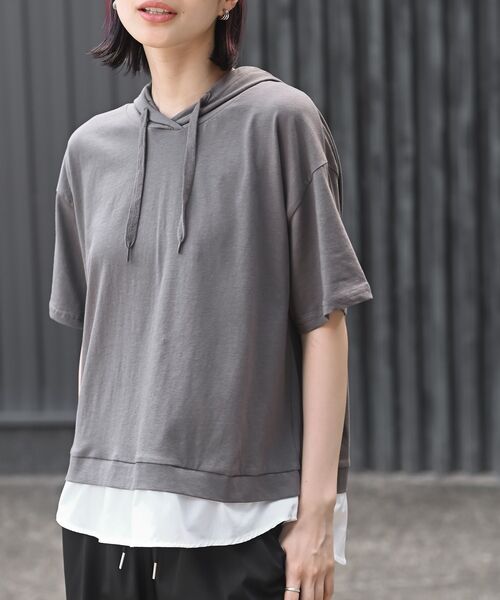 rps（アールピーエス）の「フェイクレイヤードカットパーカー（パーカー・レディース・ブラック/ブルー/カーキ/ベージュ系その他/チャコールグレー/グレー/その他・フリー）」の4枚目の写真