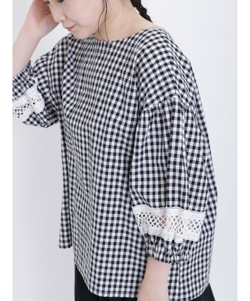 Samansa Mos2(サマンサ モスモス)の「袖レース切替Tブラウス(シャツ/ブラウス・レディース・イエロー/パープル/ブラウン/ブラック/オフホワイト/グリーン・F)」の16枚目の写真