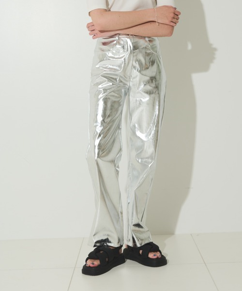 Solace（ソレイス）の「メタリックストレートパンツ（その他パンツ・レディース・シルバー・SMALL/MEDIUM/LARGE）」の6枚目の写真