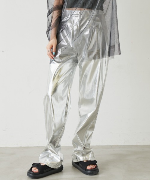 Solace（ソレイス）の「メタリックストレートパンツ（その他パンツ・レディース・シルバー・SMALL/MEDIUM/LARGE）」の14枚目の写真