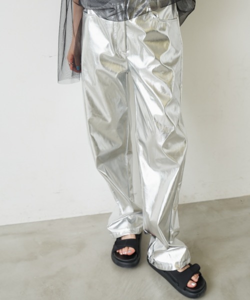 Solace（ソレイス）の「メタリックストレートパンツ（その他パンツ・レディース・シルバー・SMALL/MEDIUM/LARGE）」の18枚目の写真