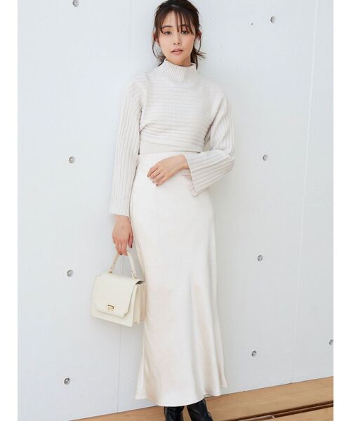 MERCURYDUO（マーキュリーデュオ）の「2WAYクロップドニットセット（ニット/セーター・レディース・チャコールグレー/アイボリー/ダークブラウン・FREE）」の7枚目の写真