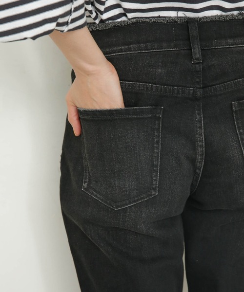 Healthy denim（ヘルシーデニム）の「Healthy DENIM/H. Salt Black Fringe テーパードデニム（デニムパンツ・レディース・ブラック・22/23/24）」の4枚目の写真