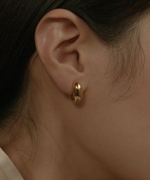 novice（ノーヴィス）の「【novice】Mini Oval Earring（イヤリング）」
