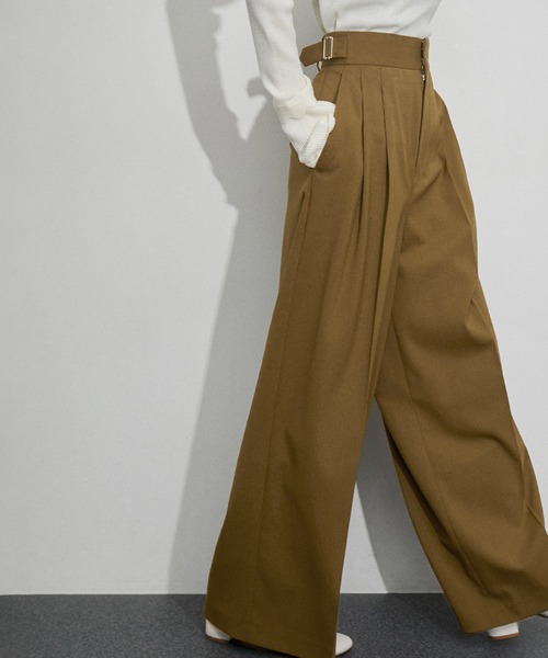 ADAM ET ROPE'(アダムエロペ)の「【サステナブル】2タックワイドスラックス(スラックス・レディース・ブラック/ブラウン/キナリ・36/38)」の3枚目の写真