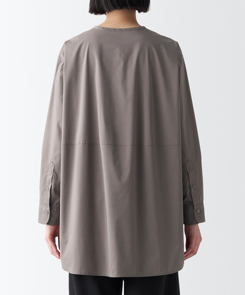 無印良品(ムジルシリョウヒン)の「乾きやすいブロード長袖チュニック(チュニック・レディース・ブラウン系3/ブラック/グレー系その他2/ホワイト・M/L/S/XXL/XL/XS)」の22枚目の写真