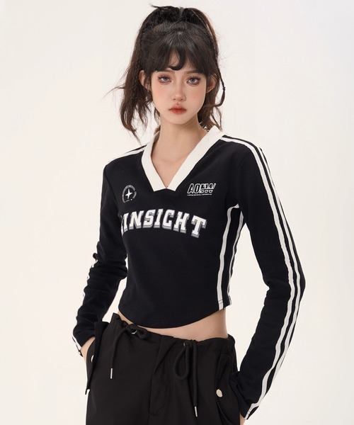 ☆韓国の人気☆【BAUF】☆ Typo Crop Tee☆Tシャ.ツ☆ セール】韓国スポーツテイストロゴ 袖ライン入りV襟クロップド