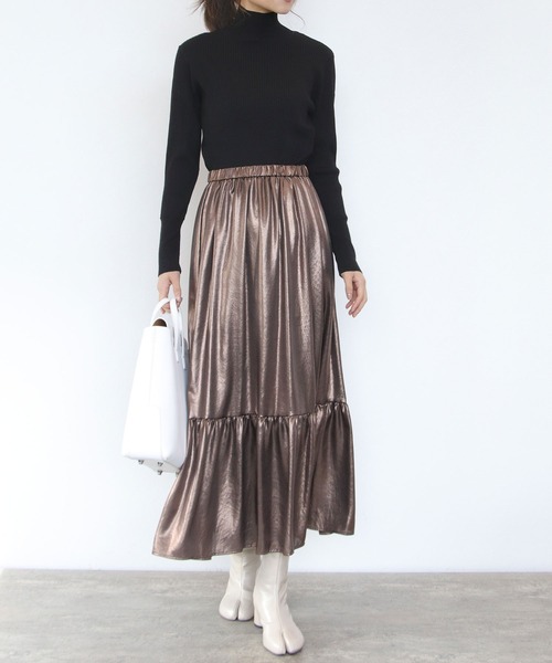 TITE IN THE STORE（ティテ　インザ　ストア）の「ゴールドボタンハイネックニットプルオーバー（ニット/セーター・レディース・オフホワイト/ブラウン/ブラック・38）」の10枚目の写真