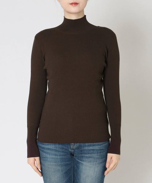 TITE IN THE STORE（ティテ　インザ　ストア）の「ゴールドボタンハイネックニットプルオーバー（ニット/セーター・レディース・オフホワイト/ブラウン/ブラック・38）」の12枚目の写真