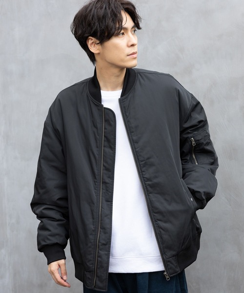 LAKOLE（ラコレ）の「中綿MA-1 / 967904（MA-1・メンズ・ライトブルー/ブラック/オリーブ・LARGE/MEDIUM/X-LARGE）」の2枚目の写真