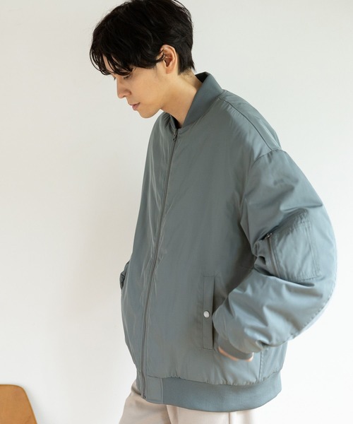 LAKOLE（ラコレ）の「中綿MA-1 / 967904（MA-1・メンズ・ライトブルー/ブラック/オリーブ・LARGE/MEDIUM/X-LARGE）」の10枚目の写真