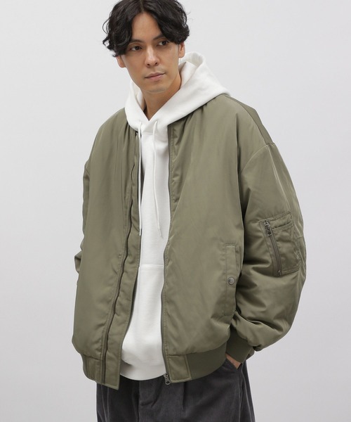 LAKOLE（ラコレ）の「中綿MA-1 / 967904（MA-1・メンズ・ライトブルー/ブラック/オリーブ・LARGE/MEDIUM/X-LARGE）」の16枚目の写真