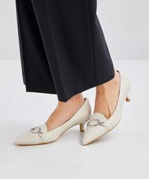 green label relaxing（グリーンレーベルリラクシング）の「ポインテッド リングビット パンプス(4cmヒール)（パンプス）」
