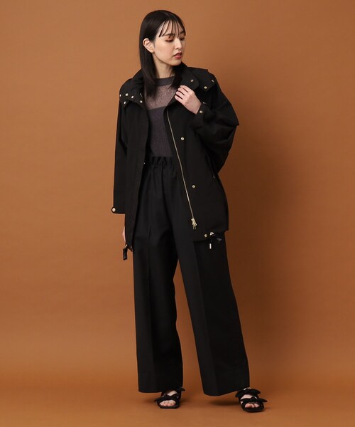 WOOLRICH(ウールリッチ)の「◆WOOLRICH(ウールリッチ)【フード取り外し可】アノラック ブルゾン(ブルゾン・レディース・ブラック/ライトベージュ・00)」の5枚目の写真