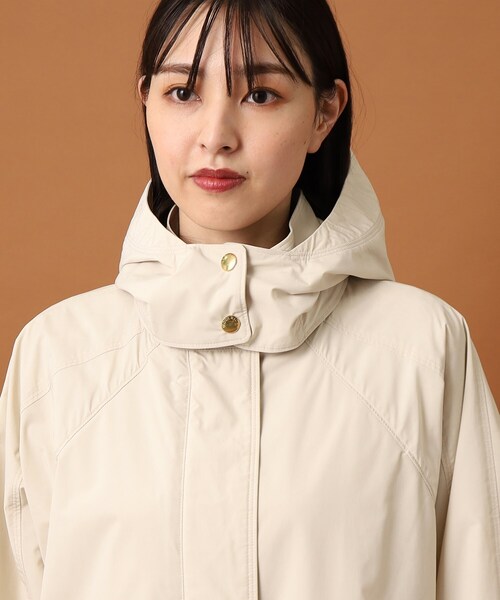 WOOLRICH(ウールリッチ)の「◆WOOLRICH(ウールリッチ)【フード取り外し可】アノラック ブルゾン(ブルゾン・レディース・ブラック/ライトベージュ・00)」の18枚目の写真