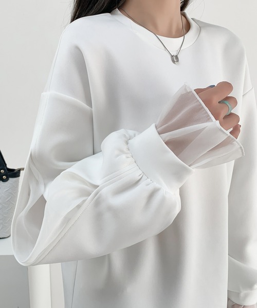 ABITOKYO(アビトーキョー)の「袖スリットシアーオーガンジードッキングダンボールニットスウェット(スウェット・レディース・ブラウン/ホワイト/ブラック/ピンク/グレー・M/L)」の13枚目の写真