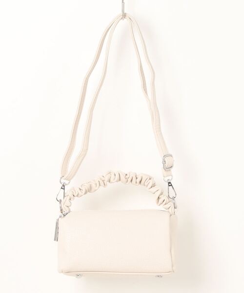 florist(フローリスト)の「【2way】シャーリングスクエアボストンバッグ/ショルダーバッグ(ボストンバッグ・レディース・スモークピンク/オフホワイト/ブラウン/グリーン/ベージュ/グレー/ブラック/レッド・FREE)」の14枚目の写真