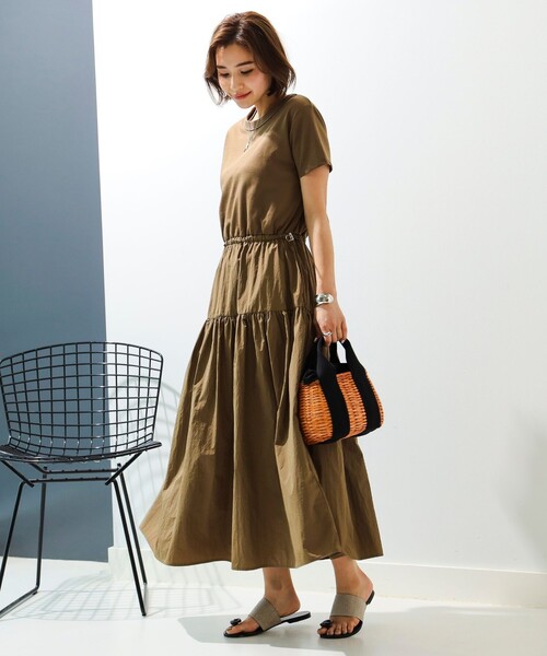 B:MING by BEAMS（ビーミングバイビームス）の「B:MING by BEAMS / Tシャツ × 布帛 コンビ ワンピース（ワンピース・レディース・ブラック/カーキ/ブルー・ONE SIZE）」の21枚目の写真