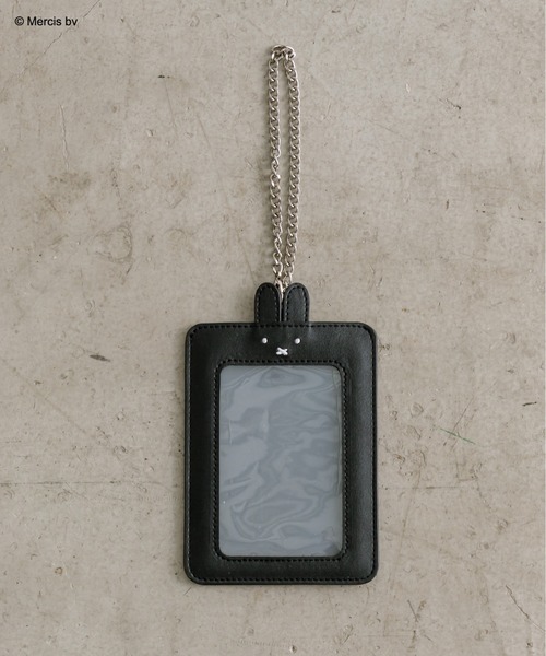 Miffy（ ミッフィー）の「ミッフィーフォトケース　1041180030（その他雑貨・レディース・オフホワイト/ブラック・FREE）」の2枚目の写真