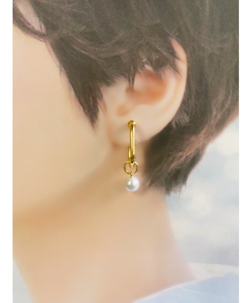 tone（トーン）の「【Hi-na】２WAY デザインフープ＆パール　フィットイヤリング(MA)（イヤリング・レディース・ゴールド・FREE）」の2枚目の写真