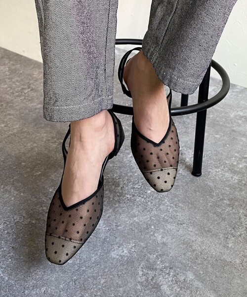 PANIER(パニエ)の「【PANIER/パニエ】シアードットバックストラップミュール(パンプス・レディース・ブラック系その他・37/38)」の2枚目の写真