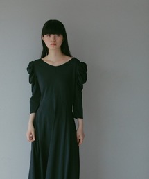 バックカシュクールカットソードレス