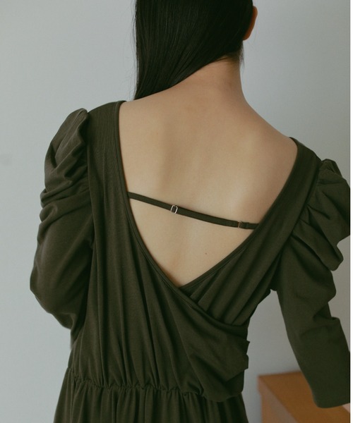 CASA FLINE（カーサフライン）の「バックカシュクールカットソードレス（ワンピース・レディース・ネイビー/ベージュ/カーキ・FREE）」の10枚目の写真