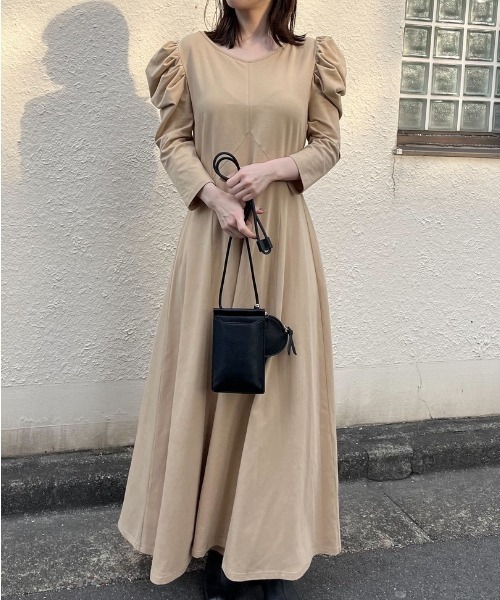 CASA FLINE（カーサフライン）の「バックカシュクールカットソードレス（ワンピース・レディース・ネイビー/ベージュ/カーキ・FREE）」の5枚目の写真