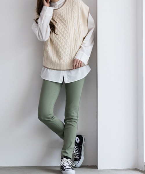 NAVY(ネイビー)の「NAVY パーフェクトレッグス レギンス ストレッチパンツ(その他パンツ・レディース・ケミカルウォッシュ/ライトカーキ/ワンウォッシュ/ライトブルー/ブラック・XS/S/M/L)」の1枚目の写真