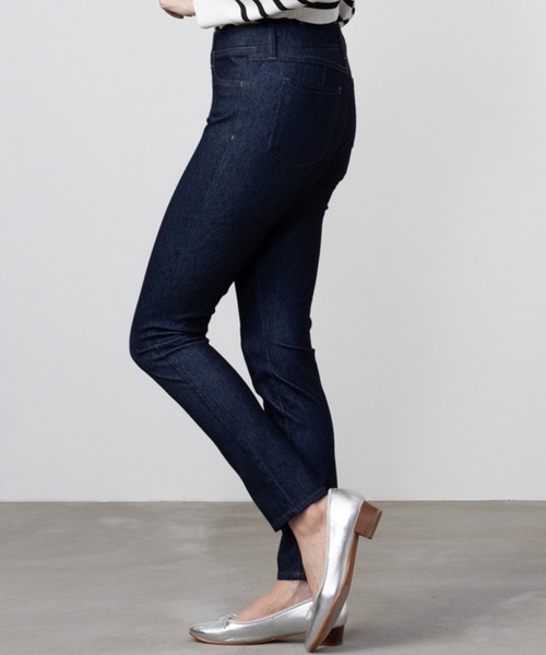 NAVY(ネイビー)の「NAVY パーフェクトレッグス レギンス ストレッチパンツ(その他パンツ・レディース・ケミカルウォッシュ/ライトカーキ/ワンウォッシュ/ライトブルー/ブラック・XS/S/M/L)」の15枚目の写真