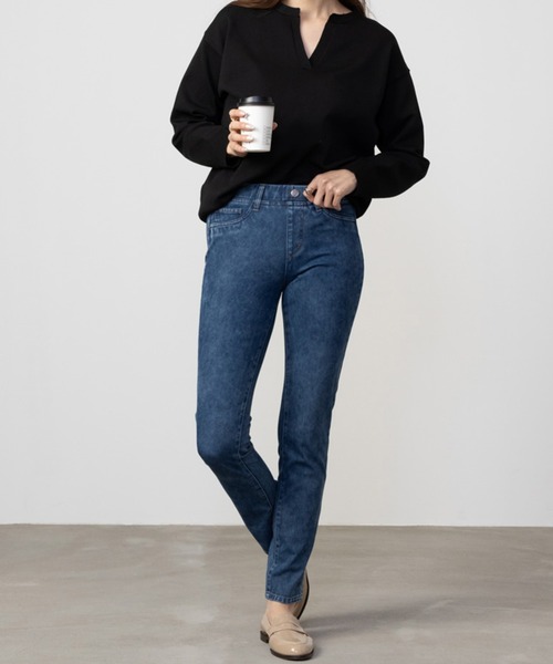 NAVY(ネイビー)の「NAVY パーフェクトレッグス レギンス ストレッチパンツ(その他パンツ・レディース・ケミカルウォッシュ/ライトカーキ/ワンウォッシュ/ライトブルー/ブラック・XS/S/M/L)」の19枚目の写真