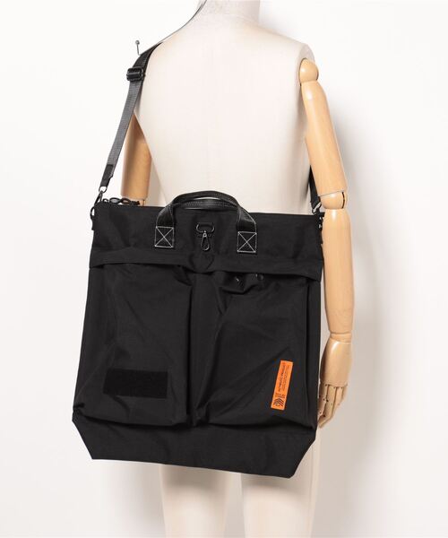 Right-on(ライトオン)の「【AUTHENTIC PRODUCT】HELMET BAG(トートバッグ・メンズ・ブラック/カーキブラウン・ONE SIZE)」の3枚目の写真