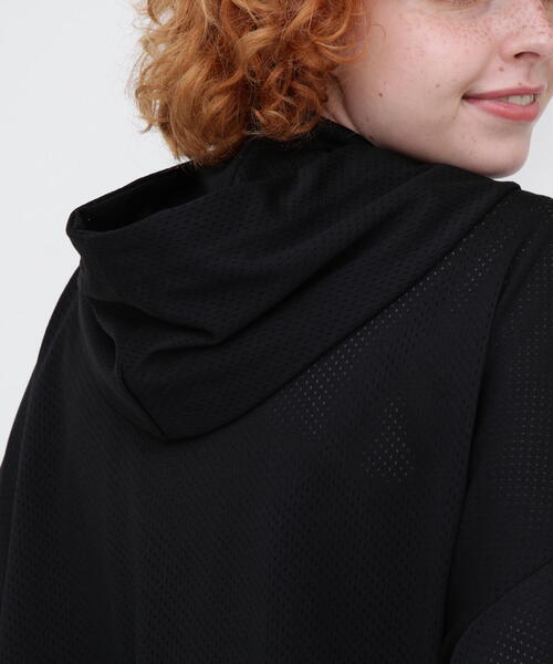 AVIREX（アヴィレックス）の「OVER SIZE MESH ZIP PARKA/オーバーサイズ メッシュジップパーカー（パーカー・レディース・ブルー/ブラック・FREE）」の13枚目の写真