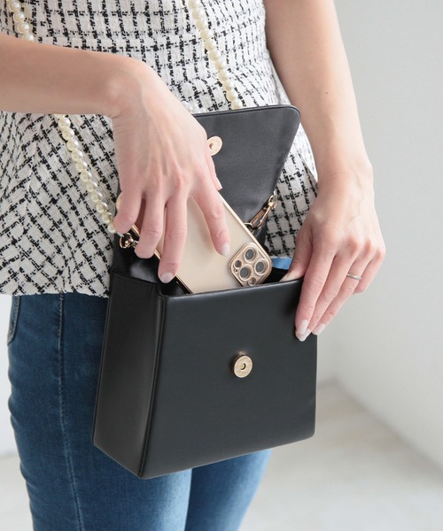 Julia Boutique（ジュリアブティック）の「2wayビジュー付きバッグ/24103（ハンドバッグ・レディース・ブラック/シルバー/ホワイト/ピンク・ONE）」の10枚目の写真