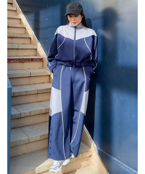 MURUA（ムルーア）の「マルチカラージャージワイドパンツ【トラックパンツ】（その他パンツ・レディース・グレー/ネイビー・FREE）」の16枚目の写真