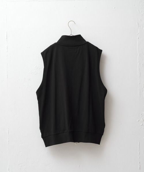 WHIMSIC(ウィムジック)の「【UNISEX/SETUP対応】ヘビーウェイトカットソージップベスト(ベスト・メンズ・チャコールグレー/ブラック・FREE)」の4枚目の写真