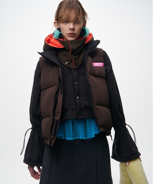 NON TOKYO（ノントーキョー）の「NON TOKYO/ノントーキョー/リバーシブルダウンベスト（ダウンベスト・レディース・ブラック/ブルー/ピンク・1/2）」の2枚目の写真