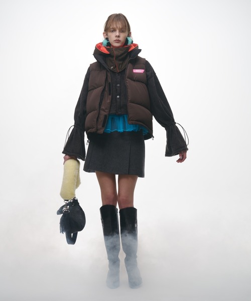 NON TOKYO（ノントーキョー）の「NON TOKYO/ノントーキョー/リバーシブルダウンベスト（ダウンベスト・レディース・ブラック/ブルー/ピンク・1/2）」の4枚目の写真