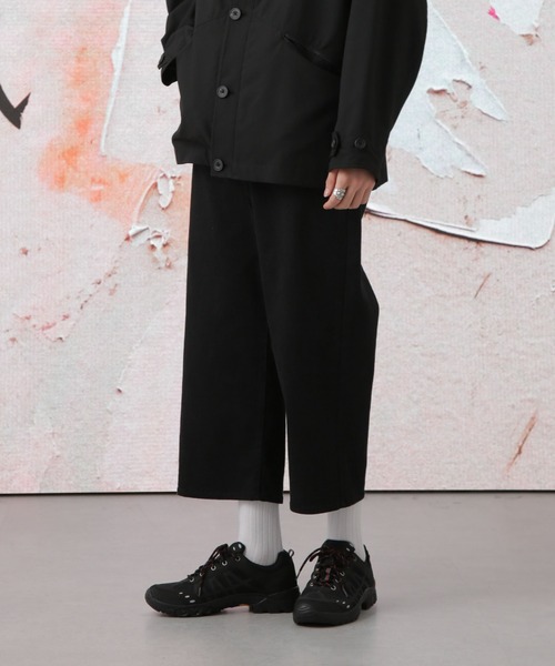 Apo(s)ture(アポスチャー)の「LUCAS-007/デニムアンクルワイドパンツ(デニムパンツ・メンズ・ブラック/ネイビー・XS/XL/L/M/S)」の4枚目の写真