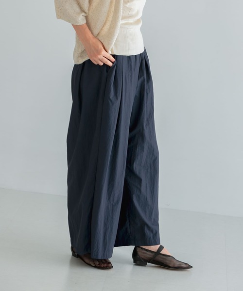 URBAN RESEARCH（アーバンリサーチ）の「『UR TECH』ギャザーワイドパンツ（その他パンツ・レディース・ライトグレー/ブラック/ベージュ系その他/ネイビー・FREE）」の12枚目の写真