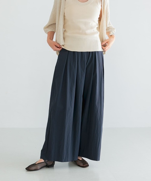 URBAN RESEARCH（アーバンリサーチ）の「『UR TECH』ギャザーワイドパンツ（その他パンツ・レディース・ライトグレー/ブラック/ベージュ系その他/ネイビー・FREE）」の13枚目の写真