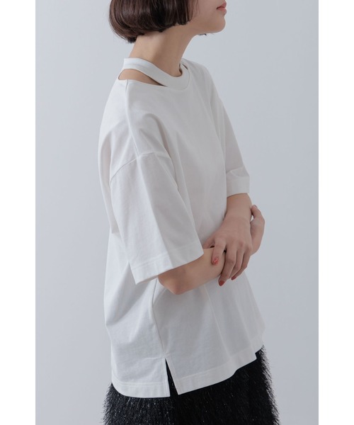 Limue(リミュ)の「カッティングデザインカットソー(Tシャツ/カットソー・レディース・カーキ/ブラック/ホワイト・FREE)」の10枚目の写真
