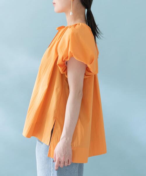 URBAN RESEARCH ROSSO WOMEN(アーバンリサーチ ロッソ)の「バルーンスリーブブラウス(シャツ/ブラウス・レディース・ホワイト/ブラック系その他/オレンジ・FREE)」の15枚目の写真