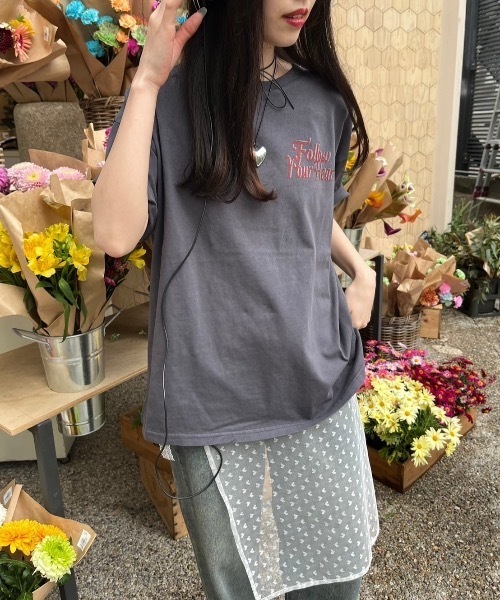 nemne store（ネンネストア）の「【サイズアソート(オーバーサイズ・クロップトサイズ)】ピグメントTシャツ（Tシャツ/カットソー・レディース・ブルー/スミクロ/レッド/ネイビー系1/ネイビー系2/ブラック系その他/ブラック系その他2・LARGE/MEDIUM/SMALL/X-SMALL/X-LARGE）」の12枚目の写真