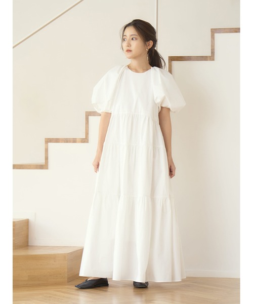 ティアード ドレス ワンピース ホワイト シンプル セール】＜yuiさんコラボ＞パフスリーブティアードワンピース