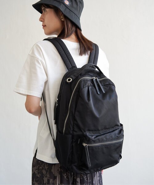 ikka(イッカ)の「【撥水】ナイロン8ポケットリュック(バックパック/リュック・レディース・ブラック/グレー/ベージュ・FREE)」の8枚目の写真