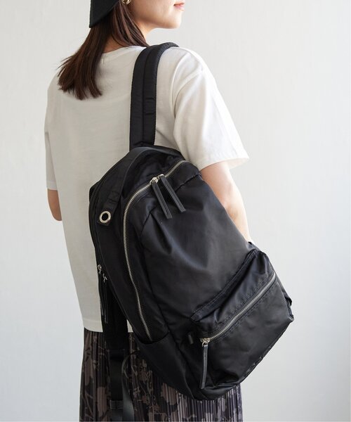 ikka(イッカ)の「【撥水】ナイロン8ポケットリュック(バックパック/リュック・レディース・ブラック/グレー/ベージュ・FREE)」の7枚目の写真